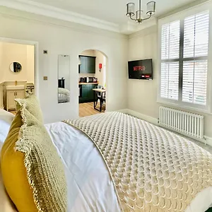 Gillygate Rest York